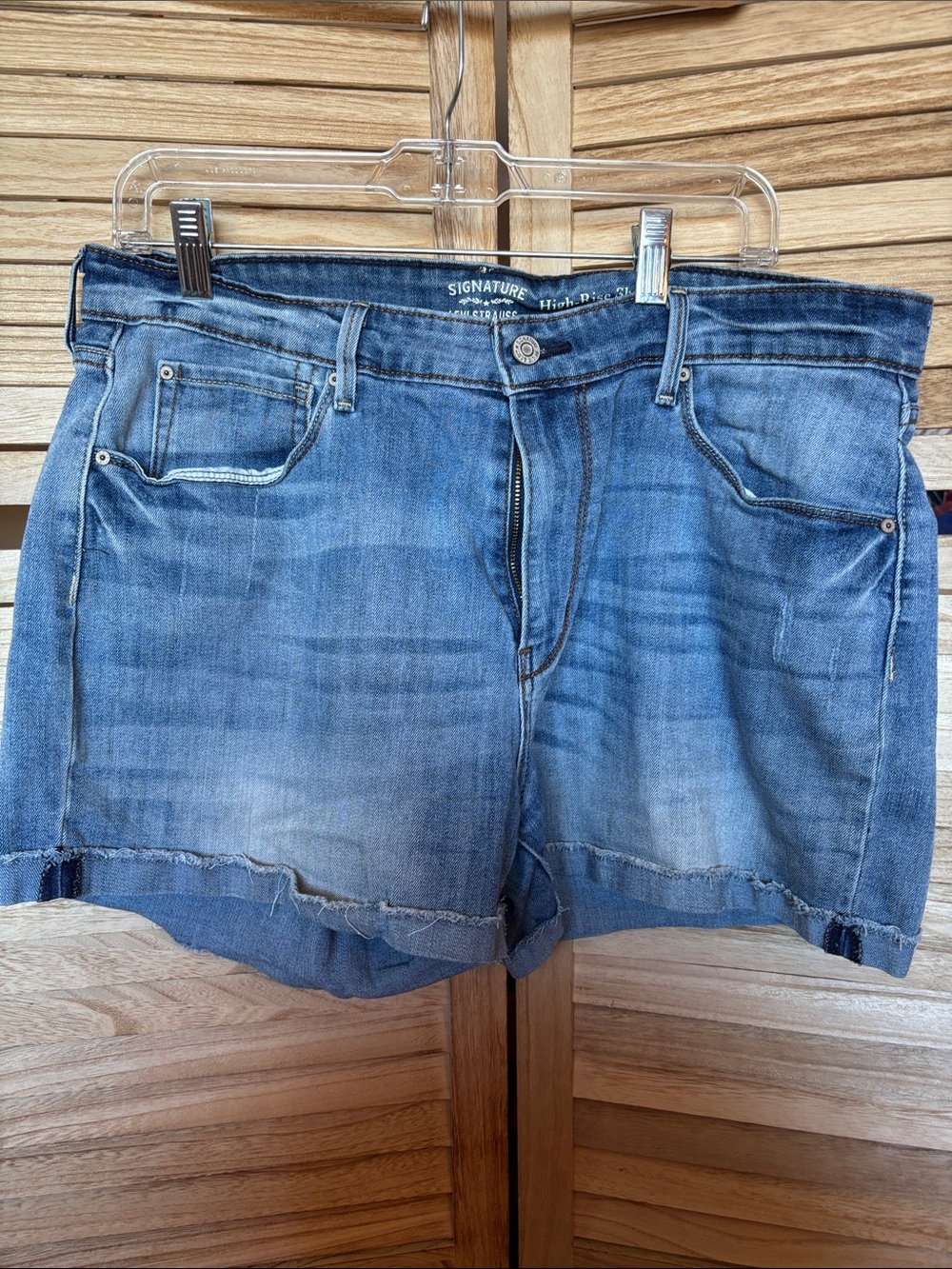 Signature Levi’s Distressed Mid-Blue Denim Cutoff Shorts 16